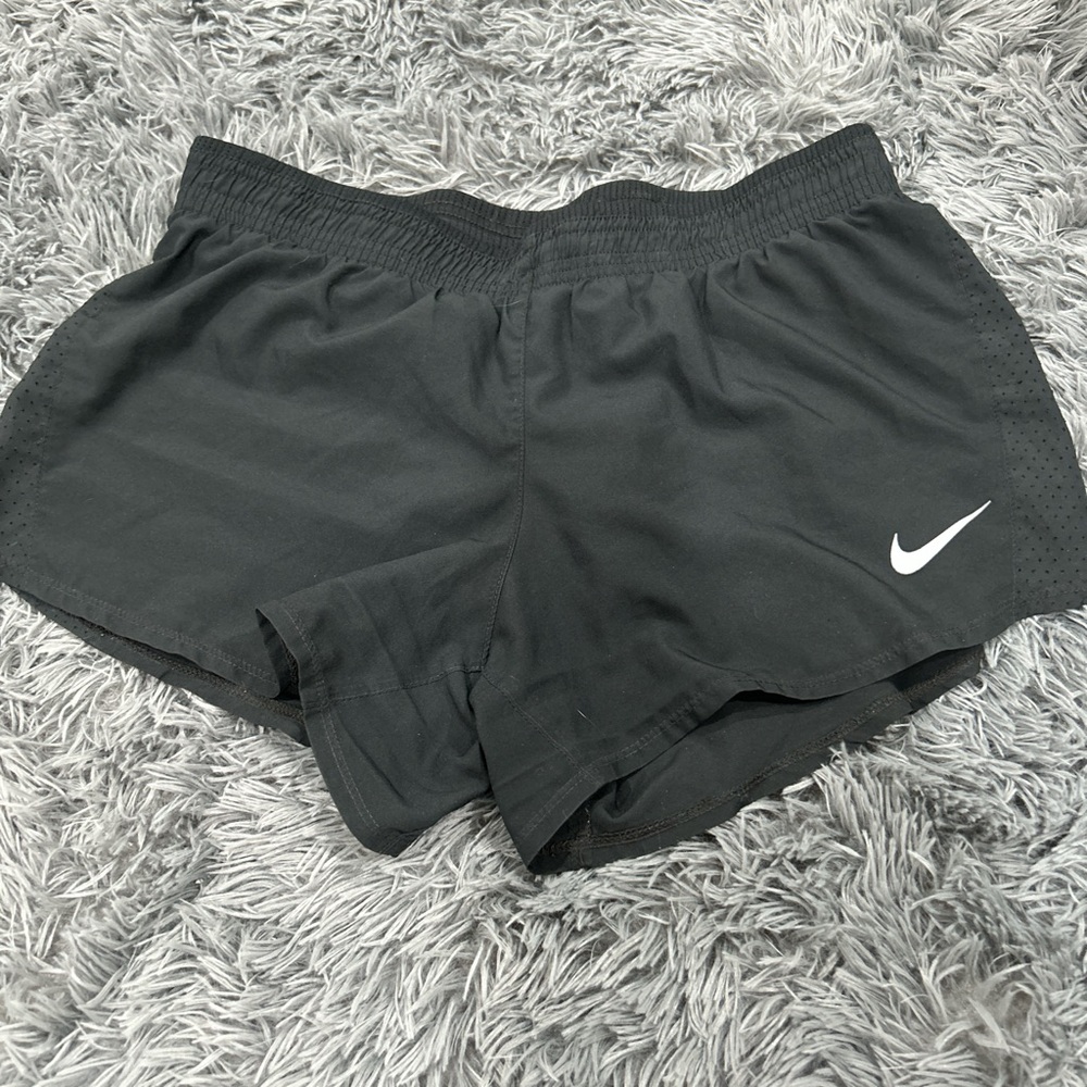 Medium Nike Women's Black Shorts